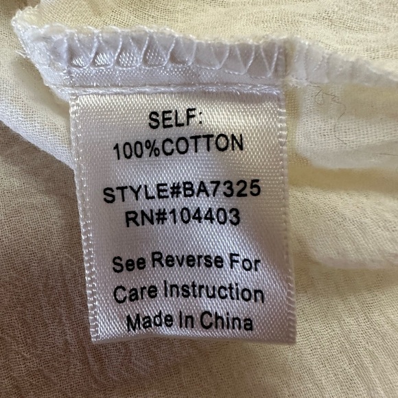 Blu Pepper 100% Cotton Button Down V-Neck - Picture 7 of 7